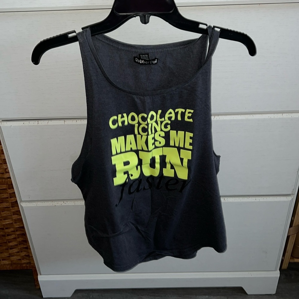 MUSCLE TEE SIZE LARGE FOR WOMEN